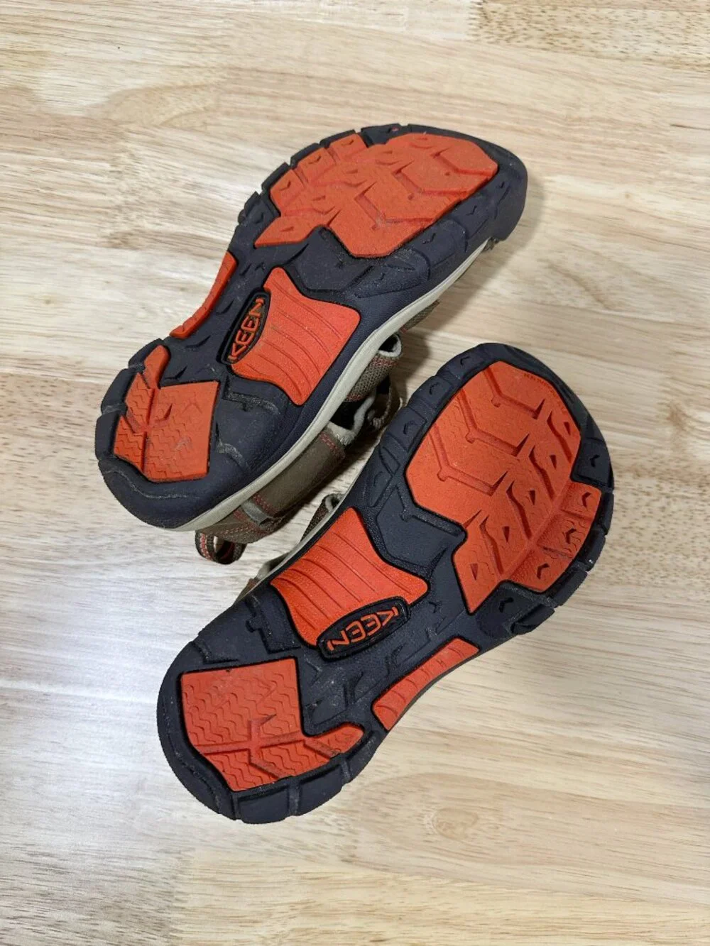 Keen lightly used